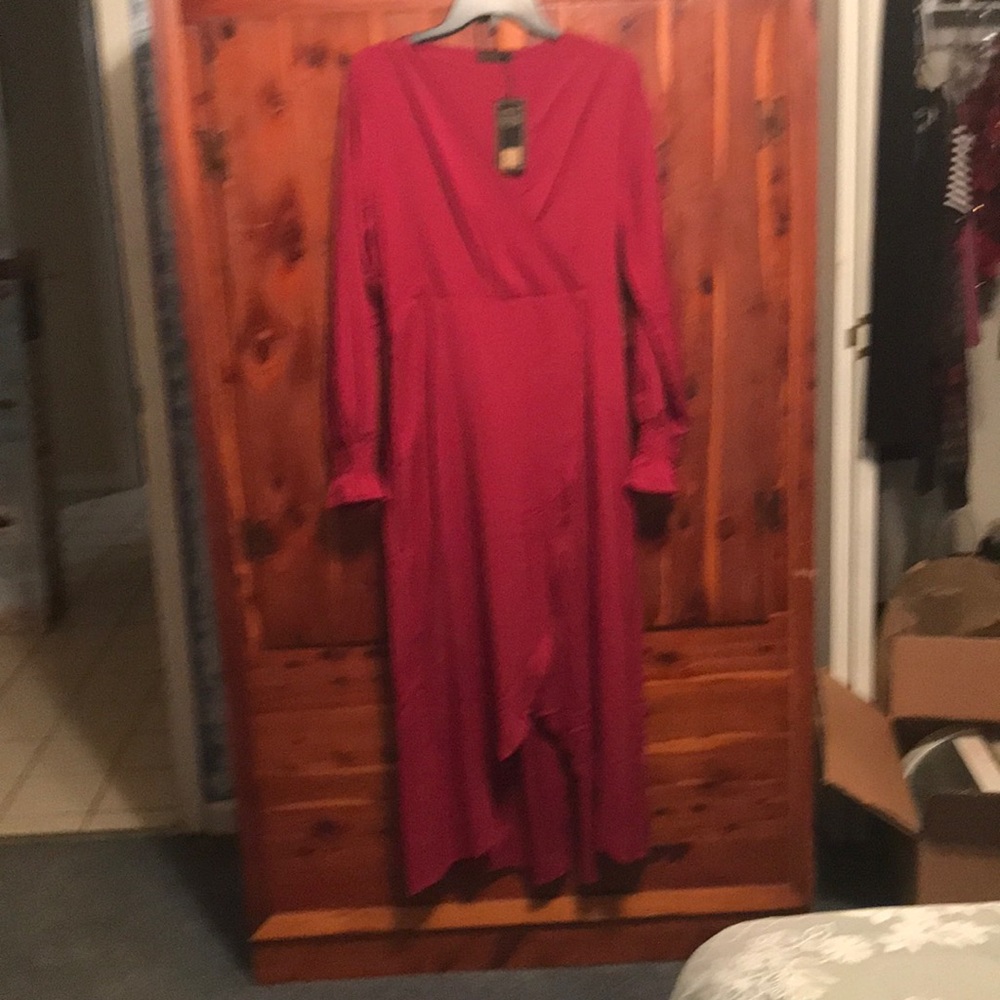 NWT. Sexy red dress